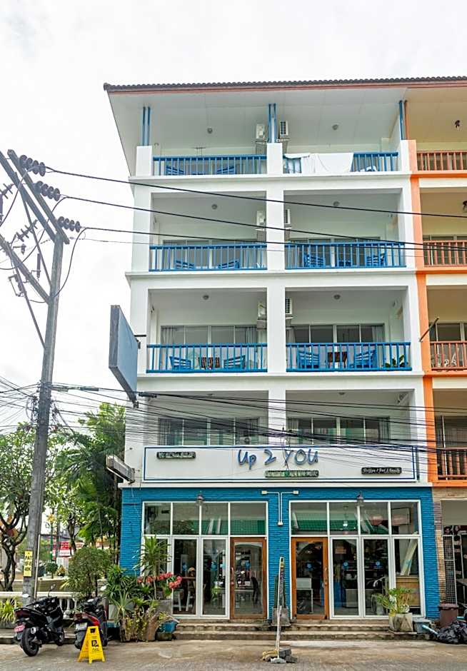 Meow Cat Cafe & Hotel