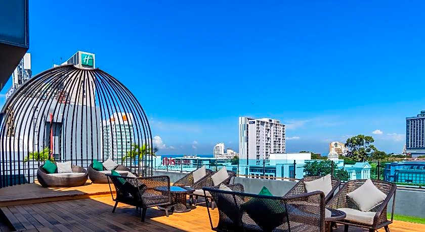 Empress Pattaya Hotel