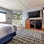 AmericInn by Wyndham Sturgeon Bay