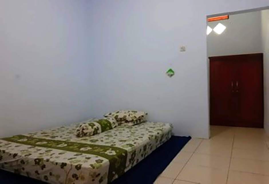 OYO Life 2884 Wisma Jatnika Syariah