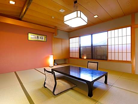 Japanese-Style Room