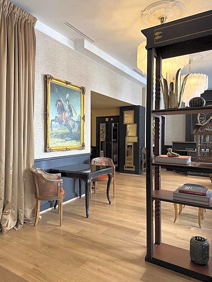 New Hotel Republique