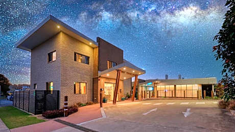 Club Maclean Motel