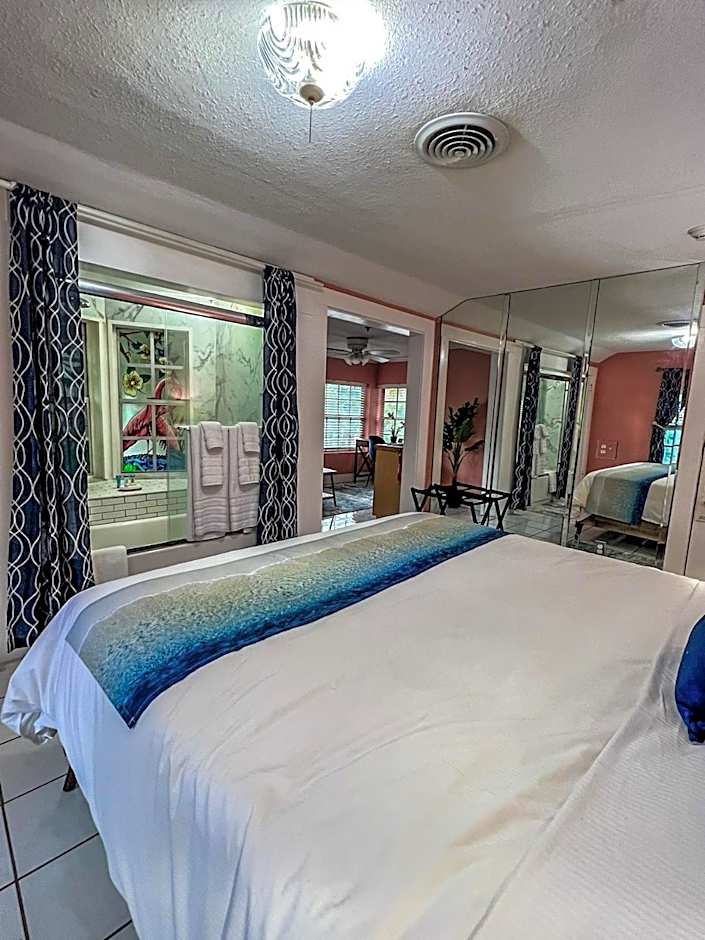 Vinoy House