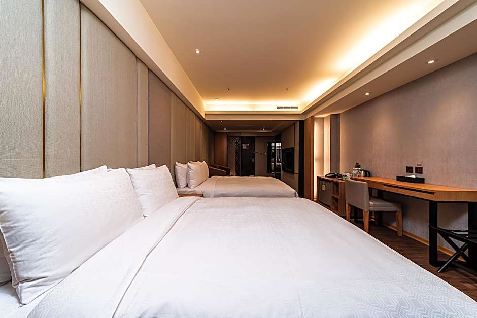 Fish Hotel Kaohsiung