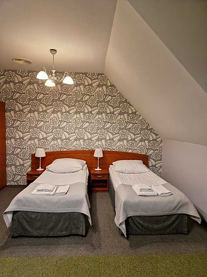 Hotel i Restauracja Pod Szyszkami