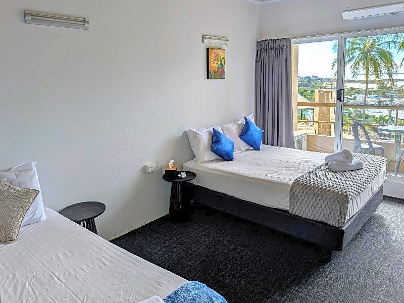 Camelot Motel