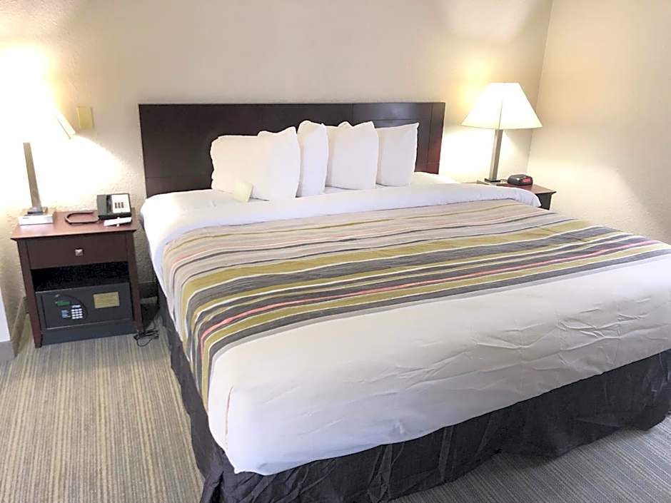 Country Inn & Suites by Radisson, Greenville, NC