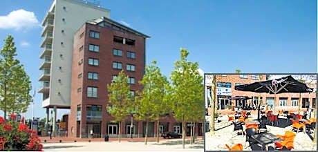 Deluxe Triple Room with Bathtub