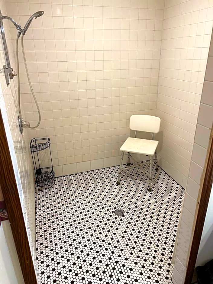 Valley Inn and Suites