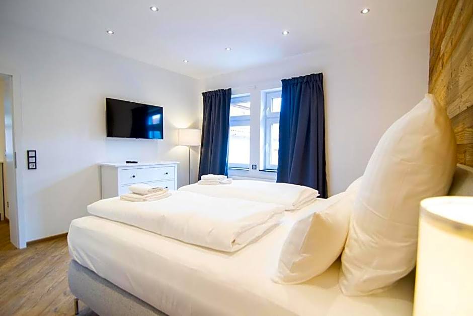 Schiefer Suite Hotel & Apartments