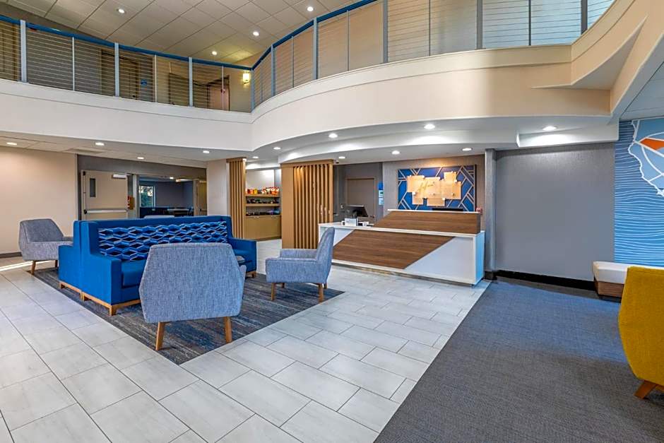 Holiday Inn Express Lathrop - South Stockton By IHG