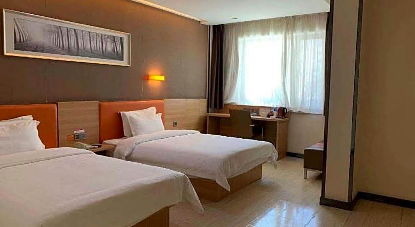 7 Days Premium Lintao City Golden Street Shopping Plaza Branch