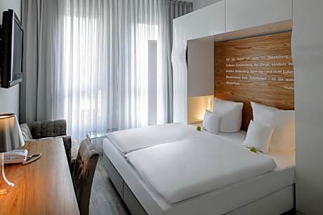 Comfort Double Courtyard