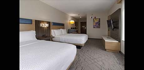 Double Room with Bath Tub - Disability Access