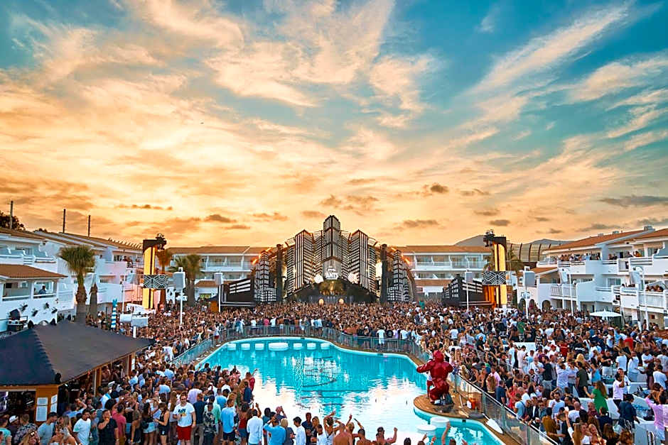 Ushuaia Ibiza Beach Hotel - Adults Only
