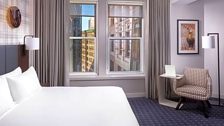 King Room with Roll-In Shower - Disability Access