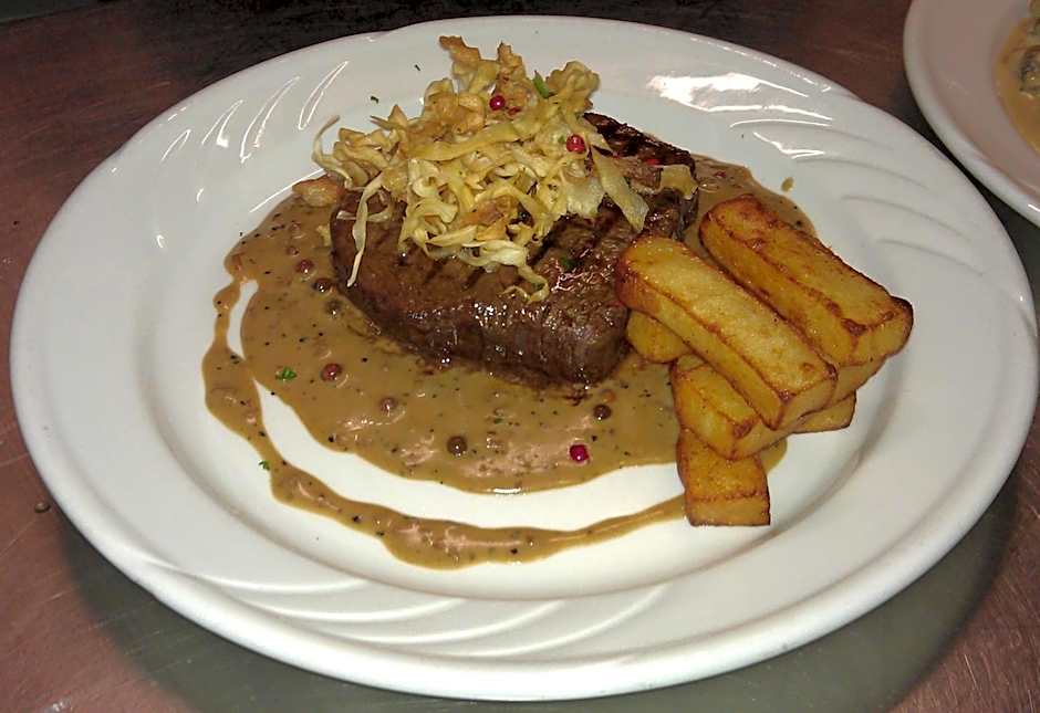 Bishopsgate House Hotel