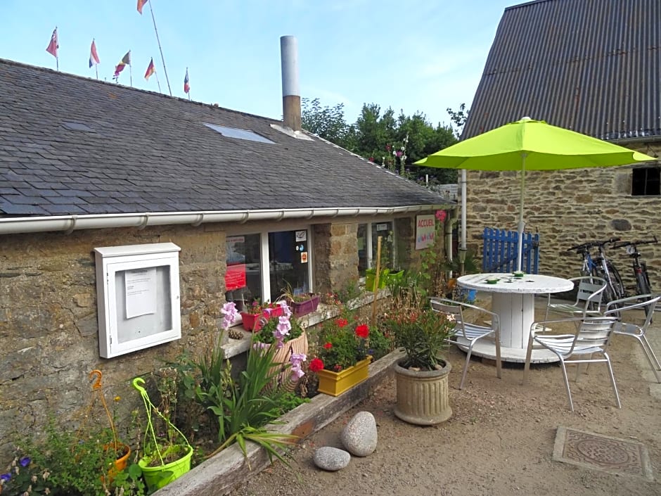 Studio "LA MEDINA", PISCINE jusqu'au 15 septembre, JARDIN BOTANIQUE, COMMERCES &MER