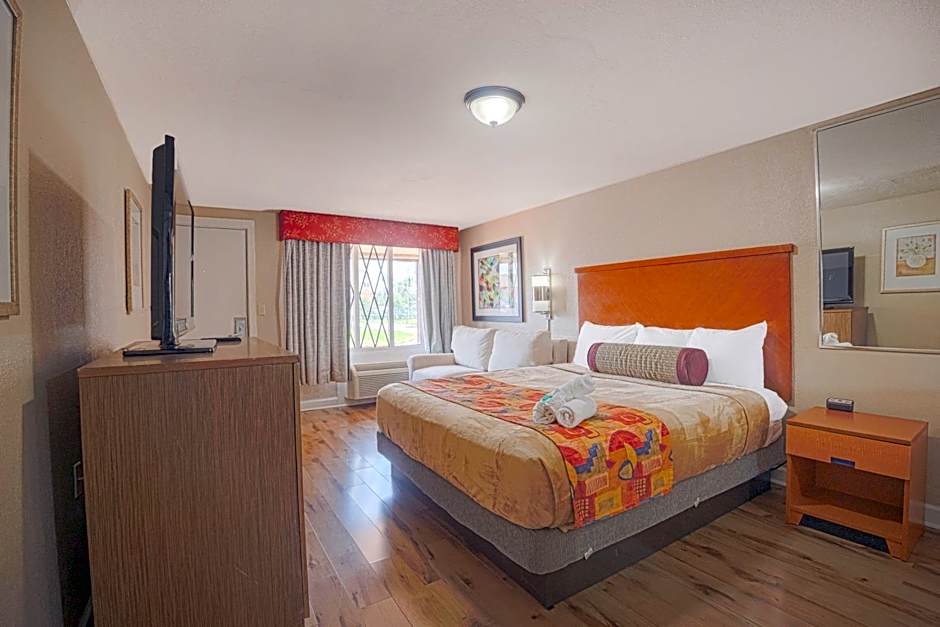 Liberty Inn and Suites near Disney World