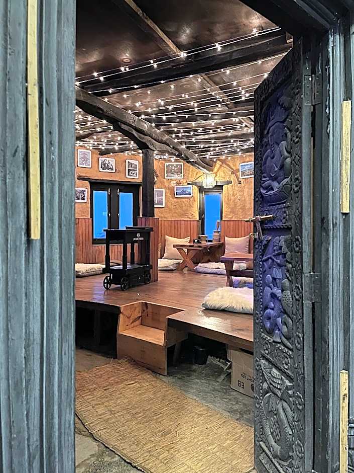 Bhanjyang Village Lodge