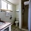 Coastal Breeze Inn
