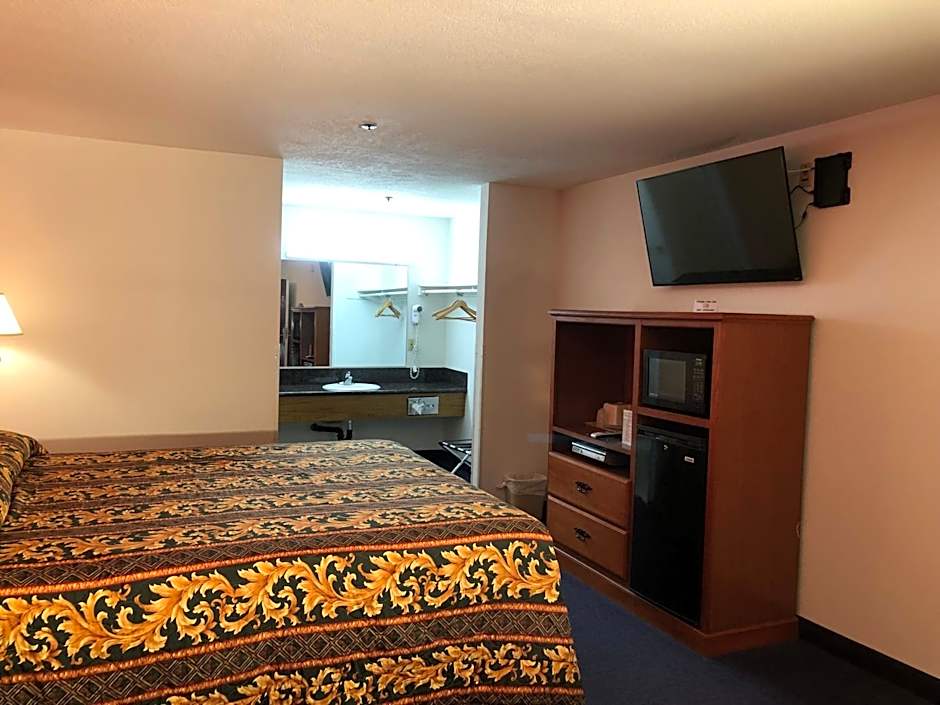 Luxury Inn – Norwalk, CA