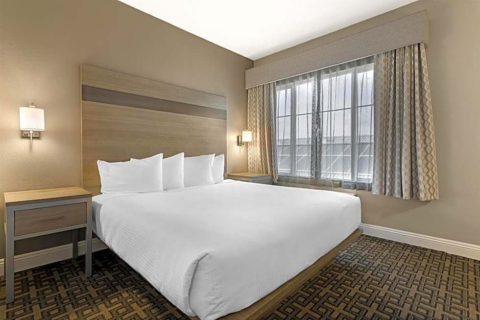 Best Western Kettleman City Inn & Suites