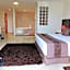 Mondrian Suite Hotel