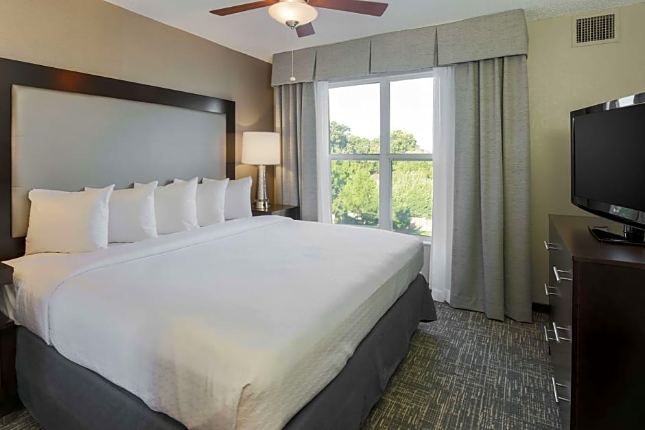 Homewood Suites By Hilton Memphis-Hacks Cross