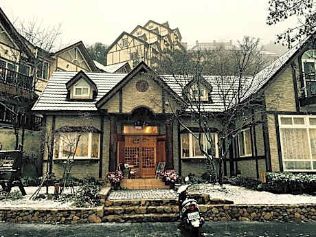 Spring Ground Resort