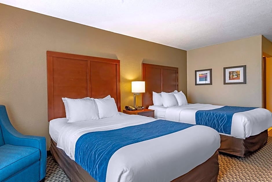 Comfort Inn & Suites Blue Ridge