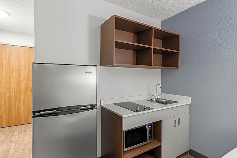 Suburban Studios Chester I-95