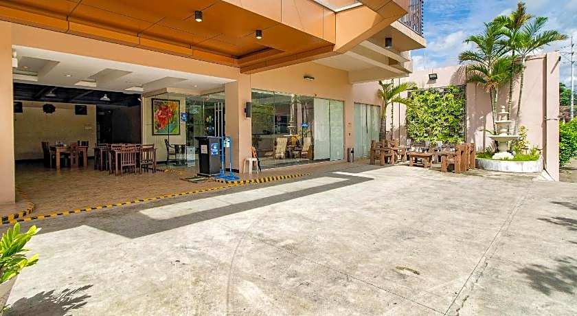 Main Hotel and Suites Cebu