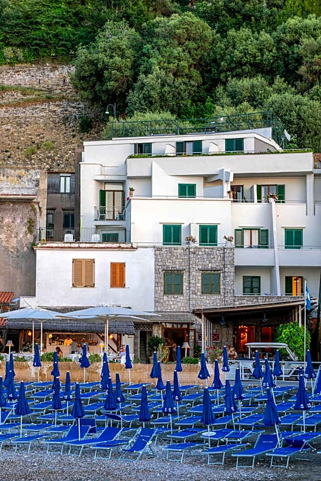 Hotel Baia Di Puolo