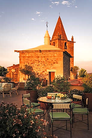 Palacio de Godoy Caceres, Curio Collection by Hilton