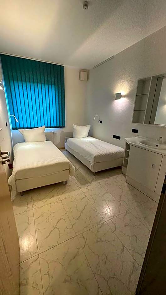 smart&beautiful HOSTEL