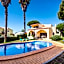Exclusive Retreat in Vilamoura, private pool, off-street parking, Free AC wifi
