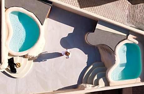 Junior Suite with Hot-Tub access