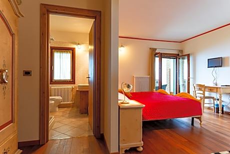 Double Room with Mountain View