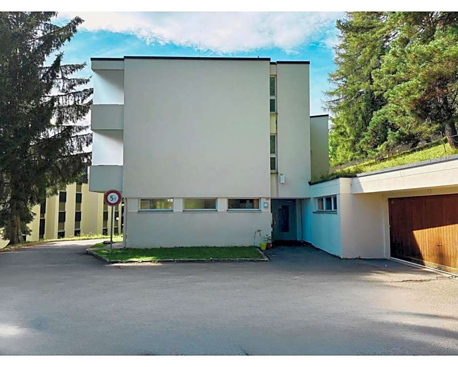 Alpine Clubhouse