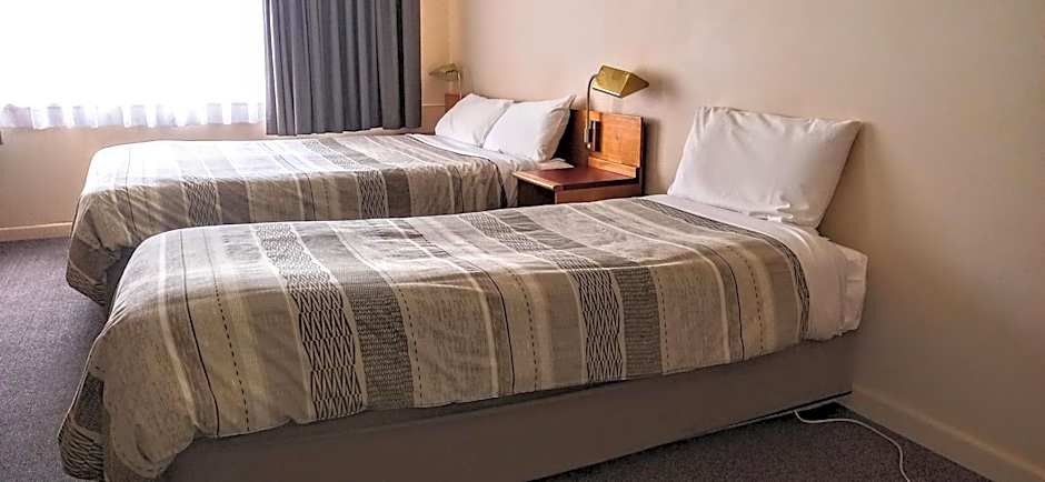 Redhill Cooma Motor Inn