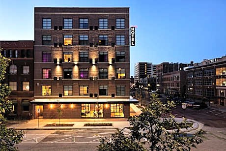 Moxy Omaha Downtown