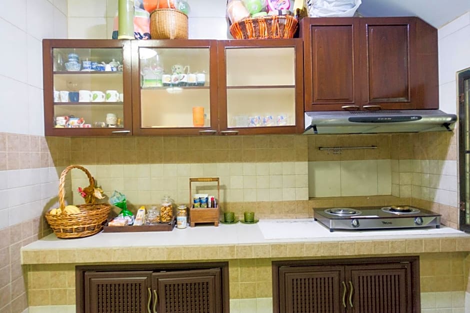 Plus Hostel Ayutthaya