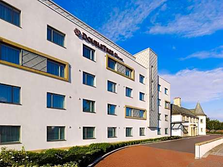 DoubleTree By Hilton London Heathrow