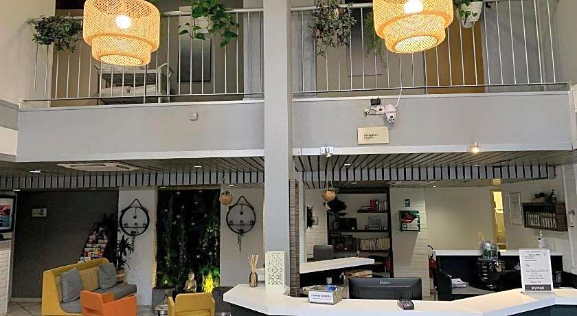 Kyriad Hotel Montpellier Centre Antigone
