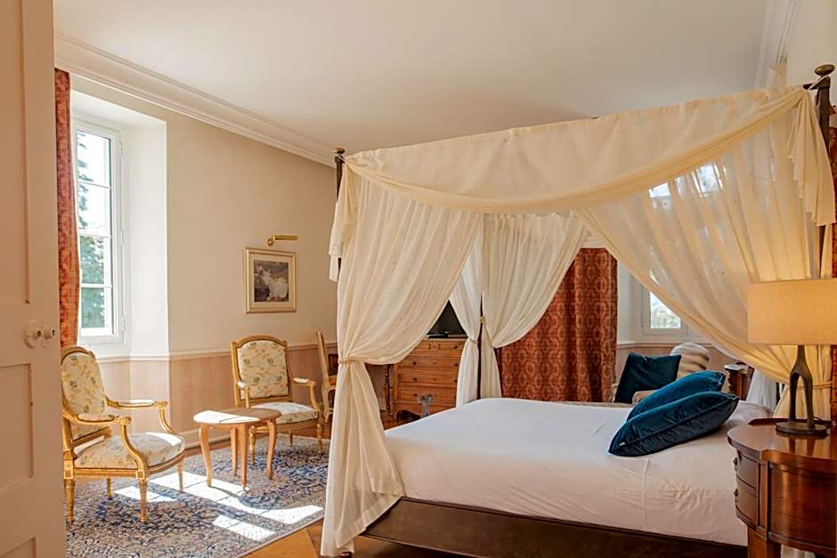 Château des Comtes de Challes