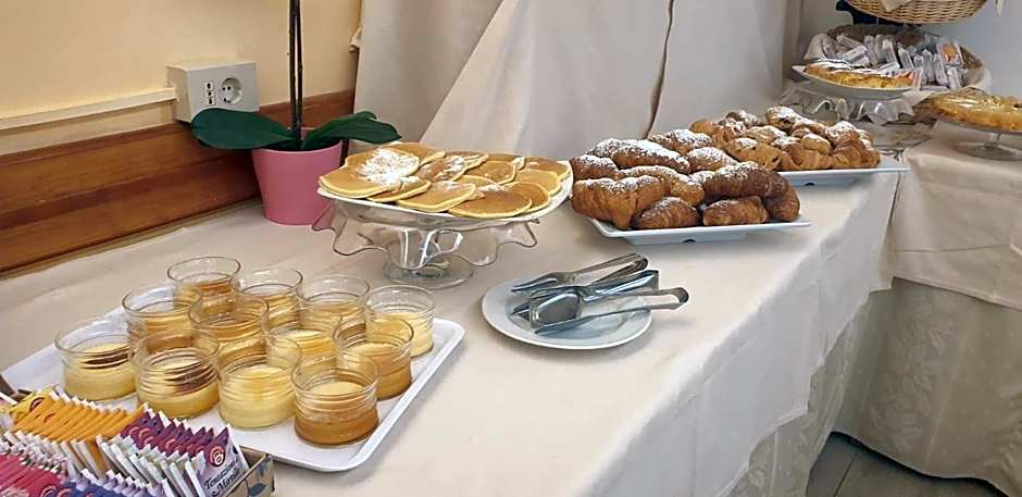 Hotel Alessi** Rimini