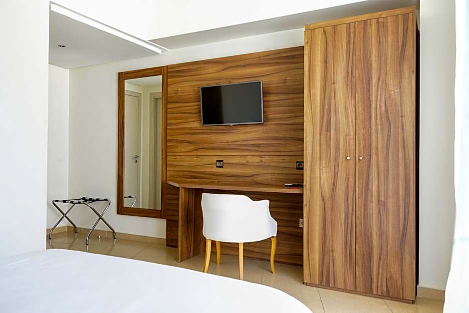 Hotel El Djenina