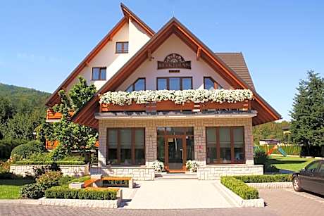 Hotel Beskidian